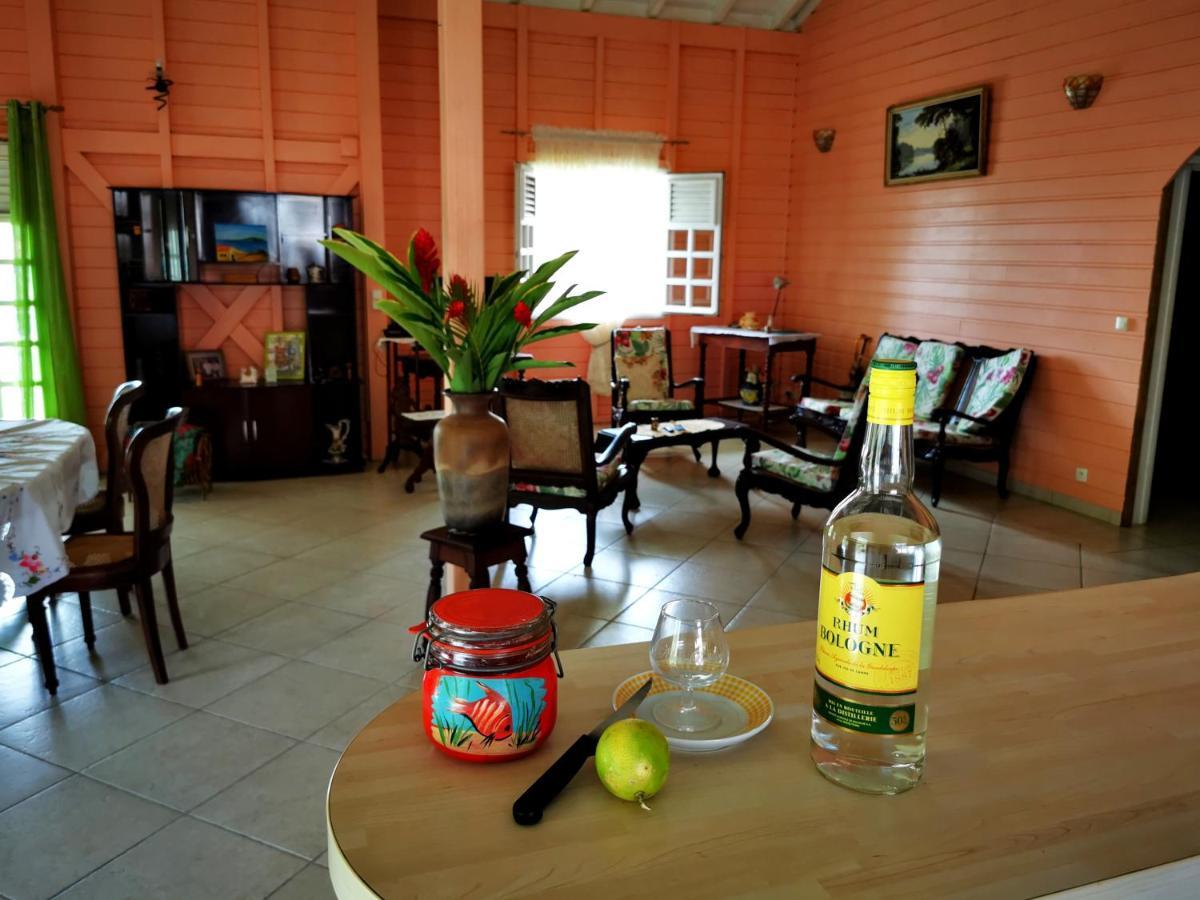 Villa Havre De Paix A Terre De Bas, Les Saintes Luaran gambar